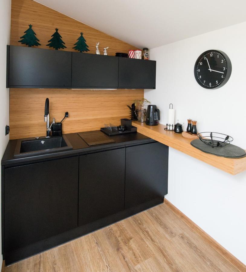 Minimal House Apartment Щирк Екстериор снимка